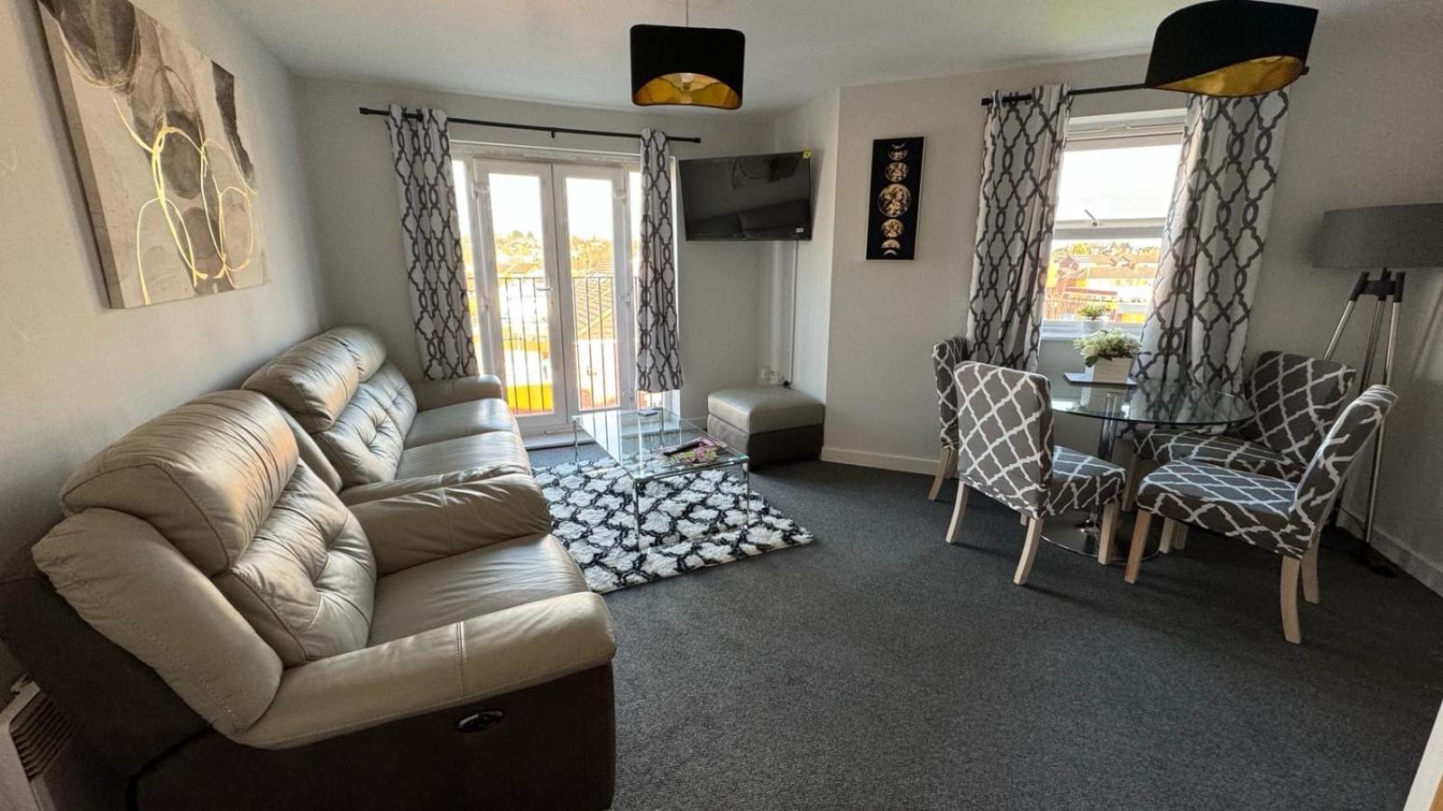 Spacious 1 Bedroom Apartment In Wigan Shevington Zewnętrze zdjęcie